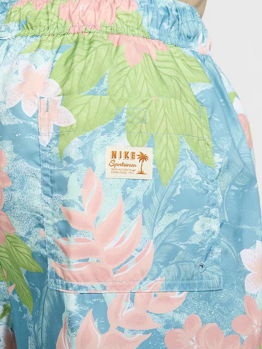 Nike club flow shorts
Brand new - Picture 12 of 14
